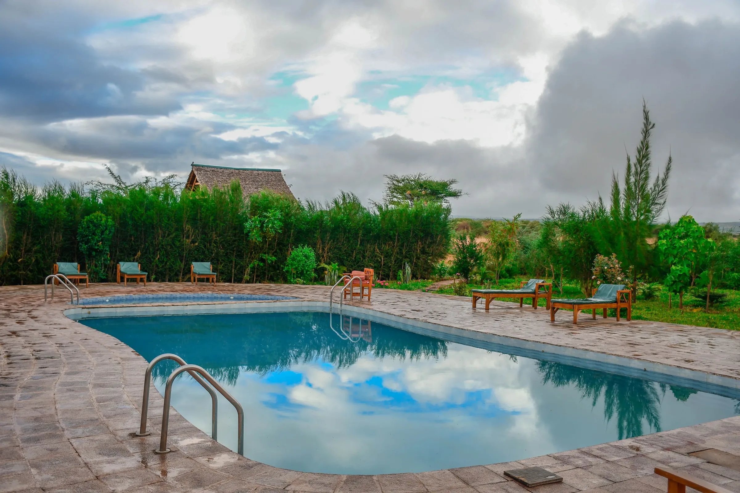 Swimming pool at Sungura Safari Camp